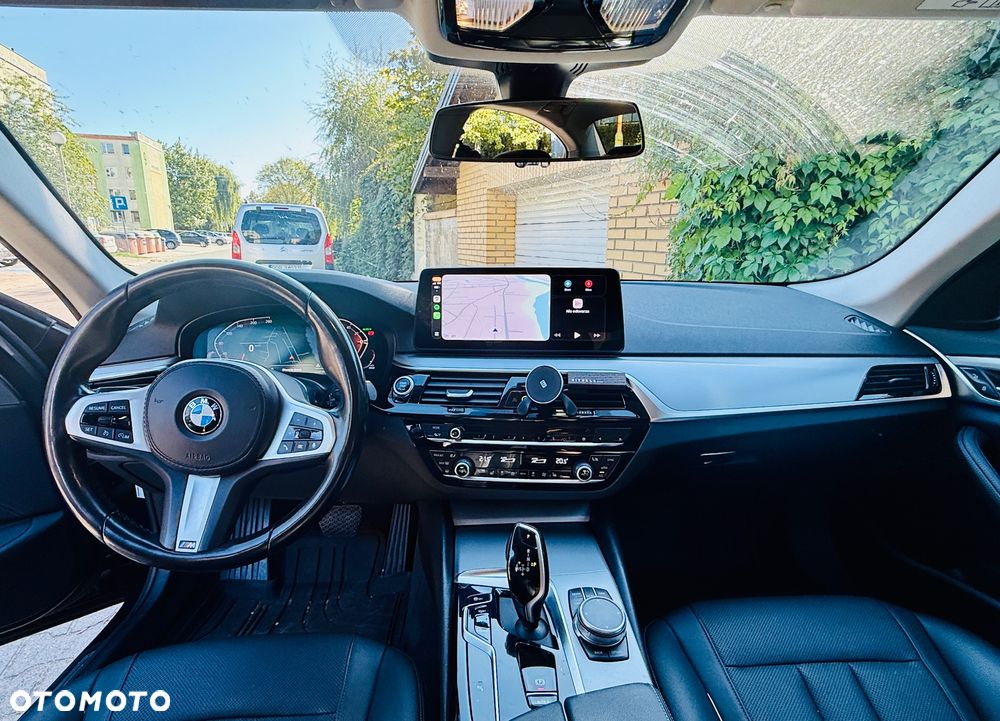 BMW Seria 5 518d Business Edition - 3