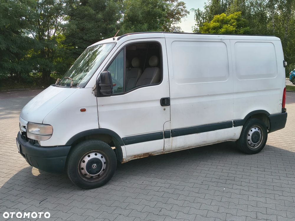 Nissan Interstar - 4