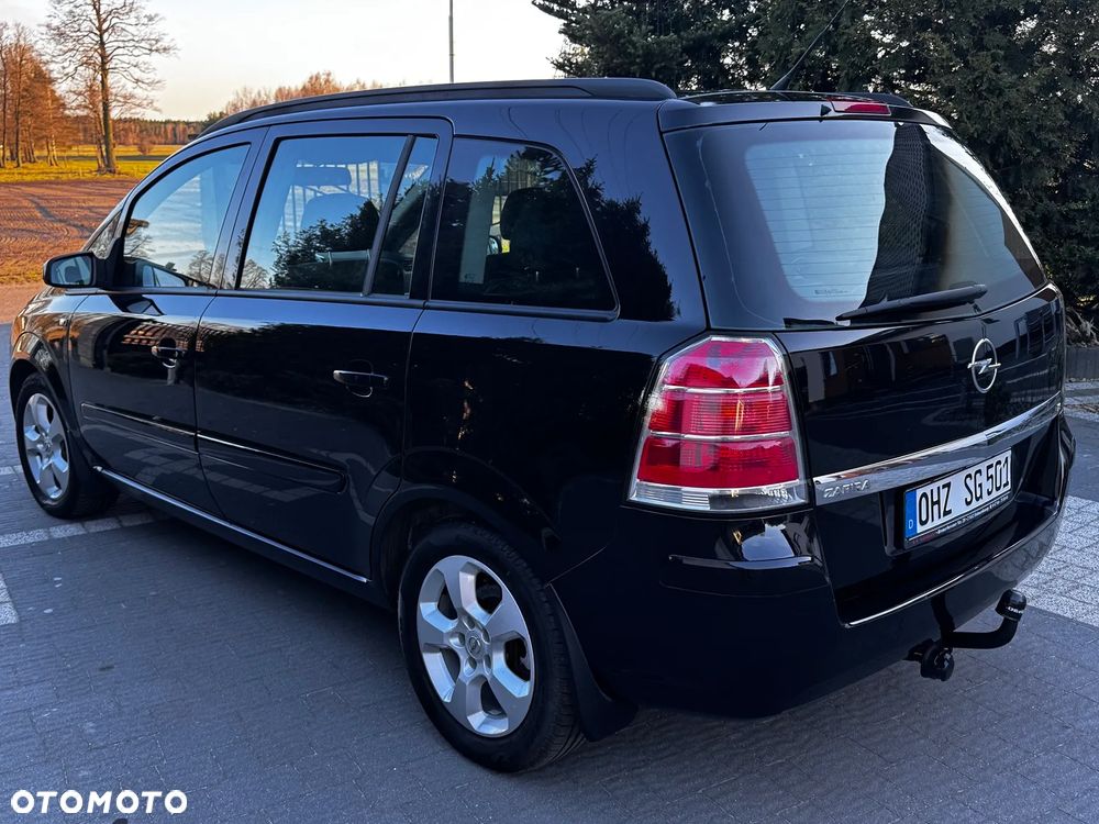 Opel Zafira - 35