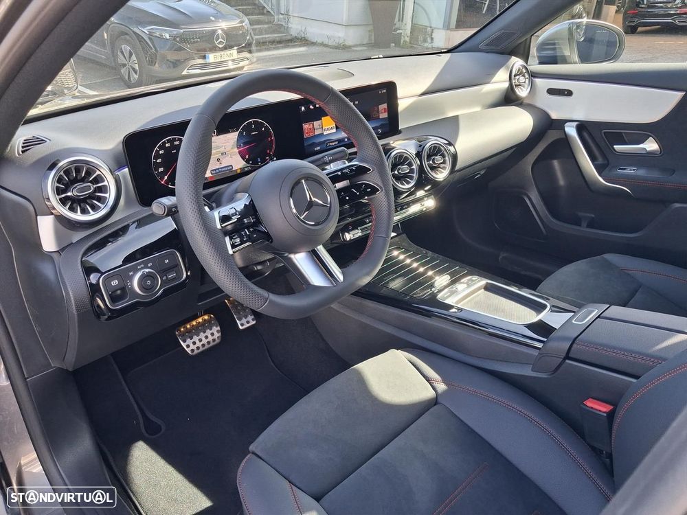 Mercedes-Benz A 180 d - 11