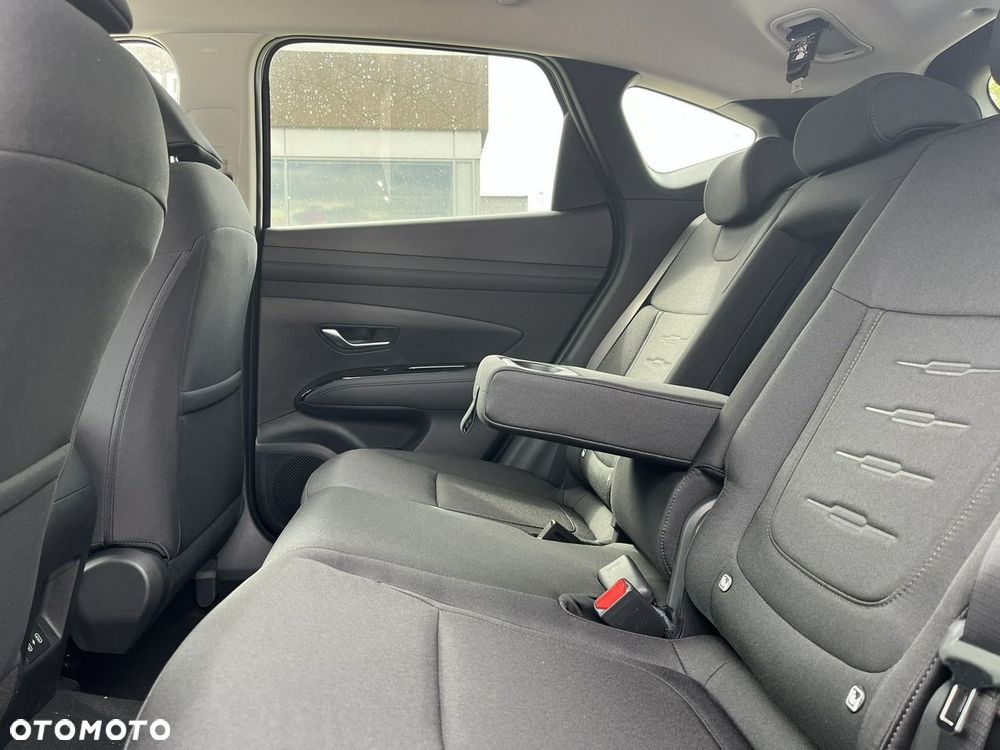 Hyundai Tucson 1.6 T-GDi Smart 2WD - 16