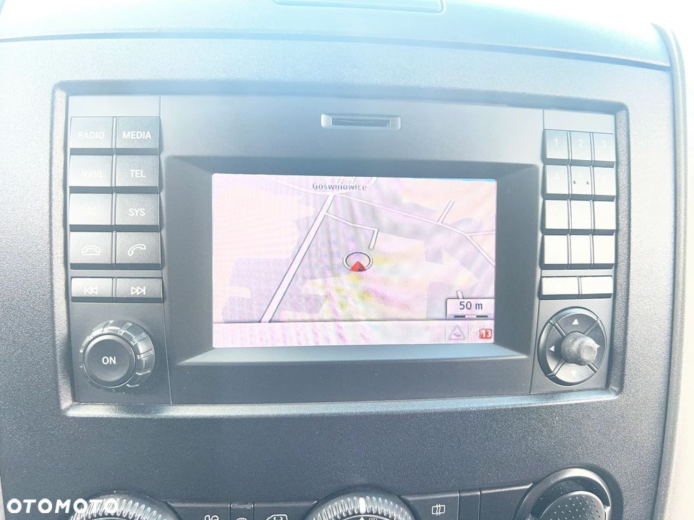 Mercedes-Benz Sprinter - 20