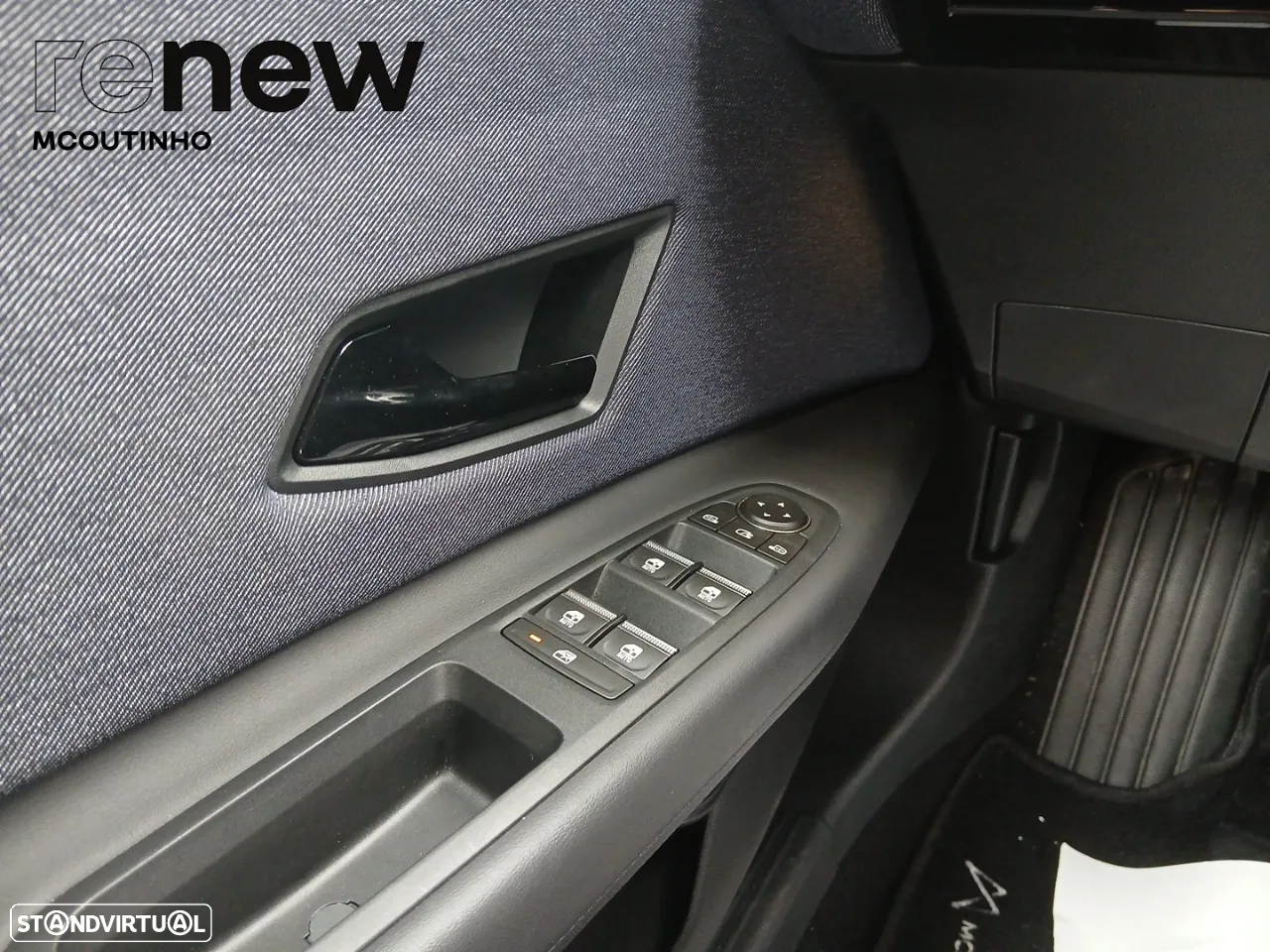 Renault 5 E-Tech 52 kWh Techno Autonomia Conforto - 16
