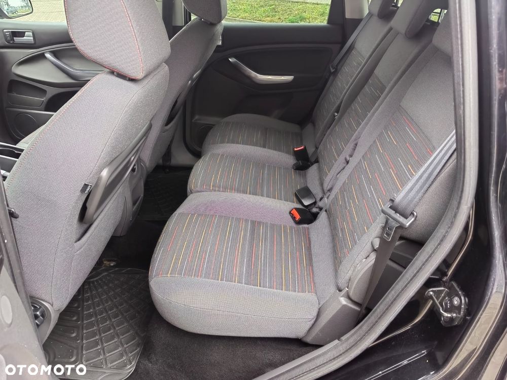 Ford C-MAX 1.8 S - 11