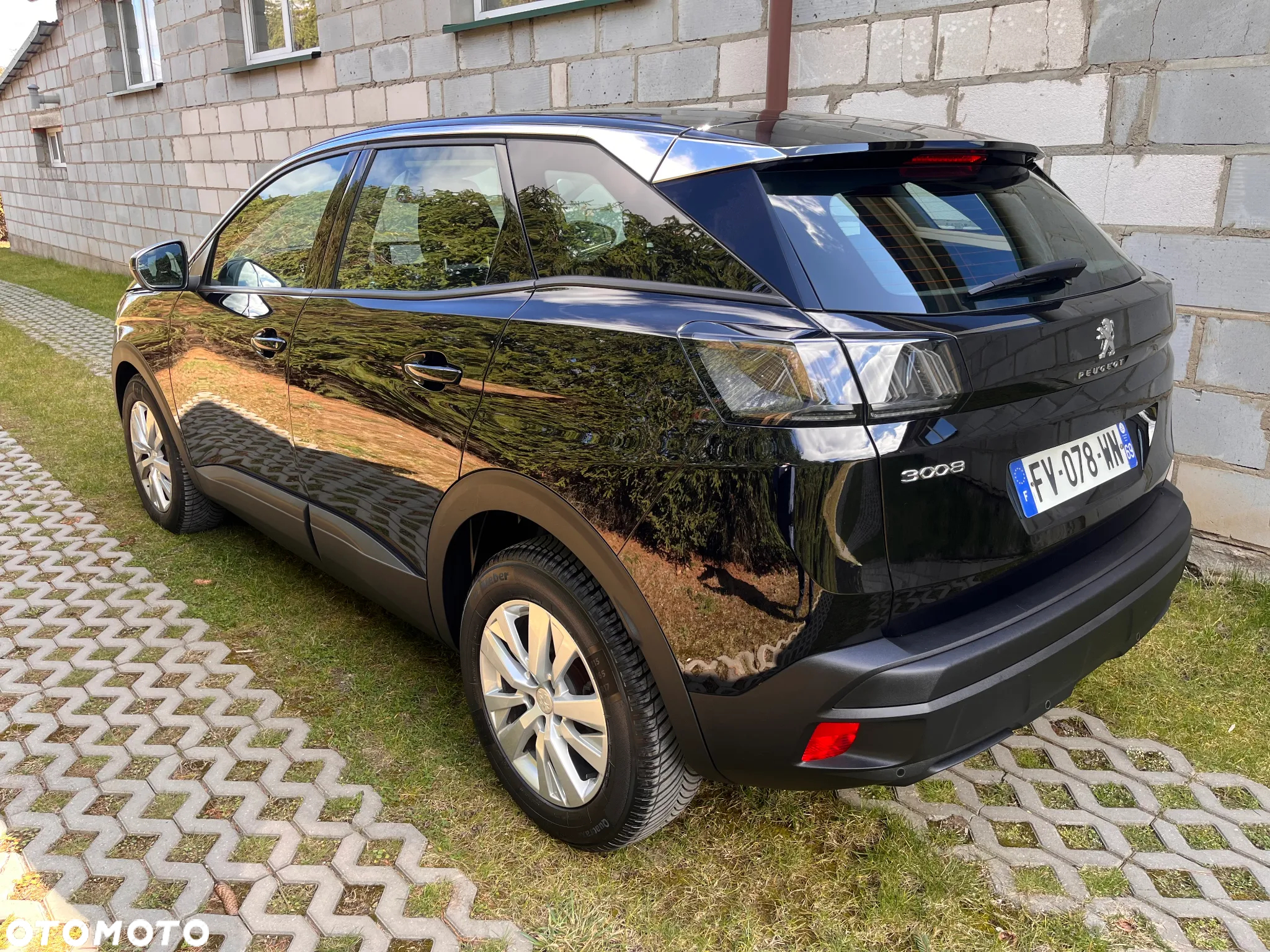 Peugeot 3008 1.2 PureTech GPF Active S&S EAT8 - 17