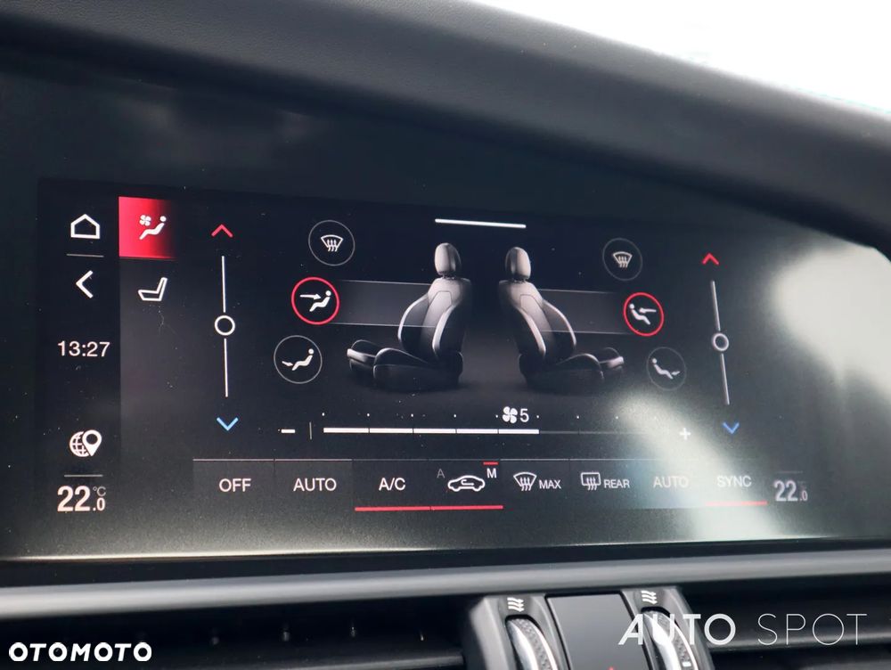 Alfa Romeo Giulia 2.9 Bi Turbo V6 Quadrifoglio - 34