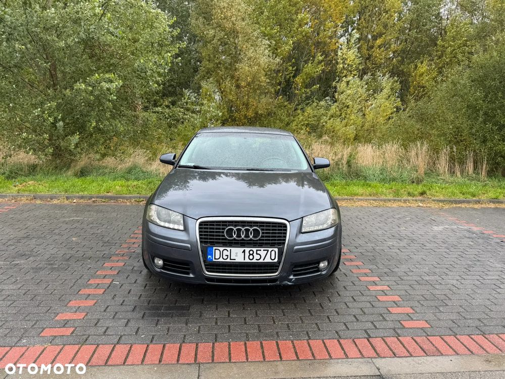 Audi A3 Sportback - 1