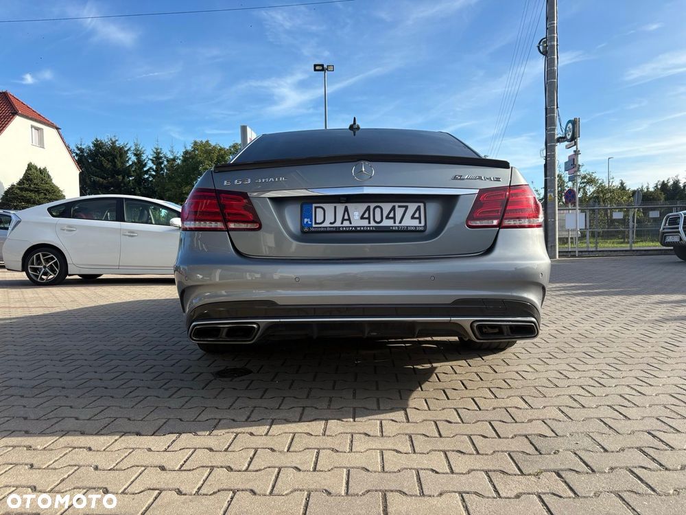 Mercedes-Benz Klasa E - 12