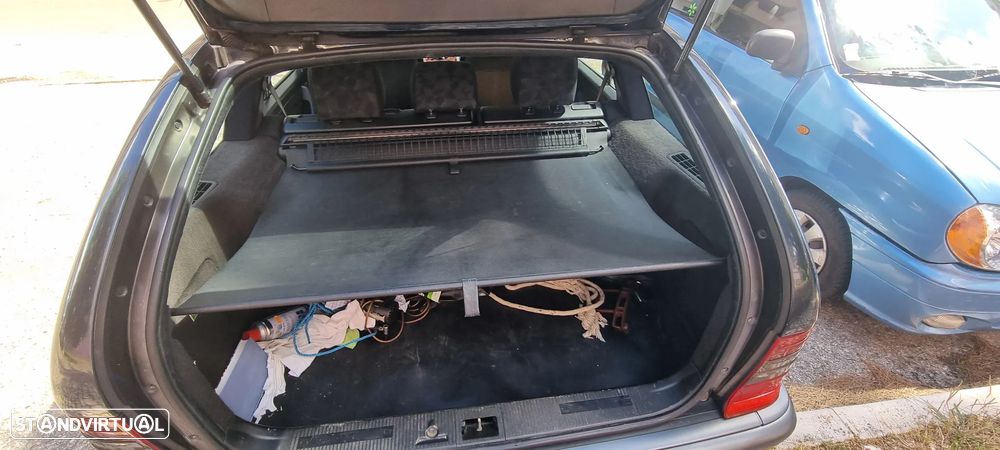 Mercedes-Benz C 220 - 6