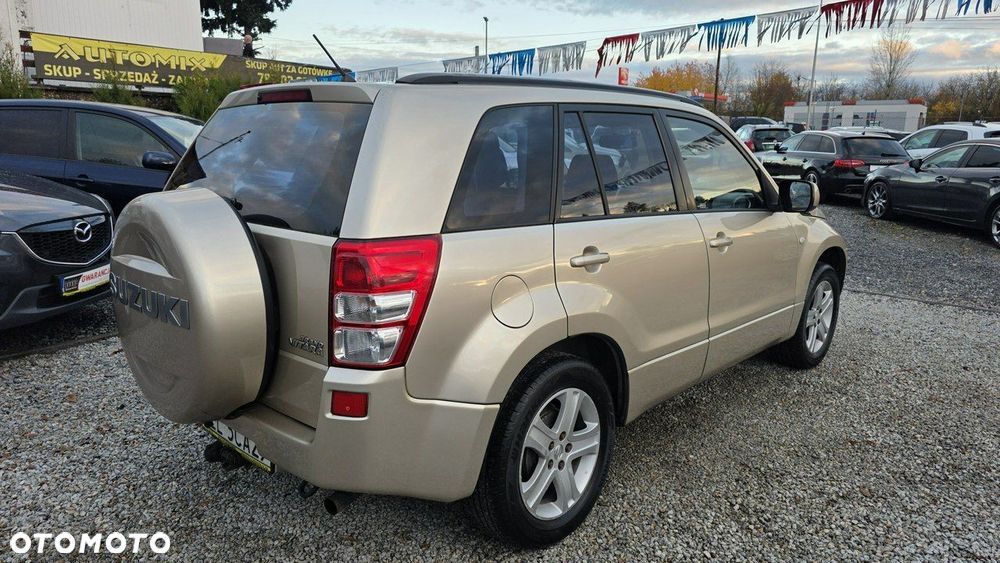Suzuki Grand Vitara - 11