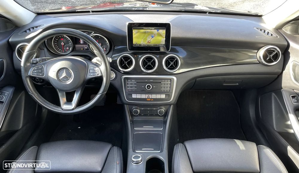 Mercedes-Benz CLA 180 Shooting Brake d 7G-DCT - 9