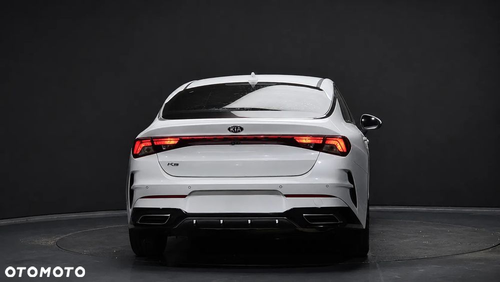 Kia K5 - 3