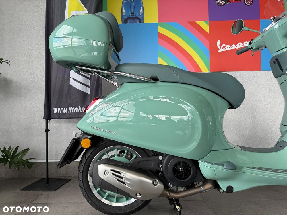 Vespa Primavera - 8