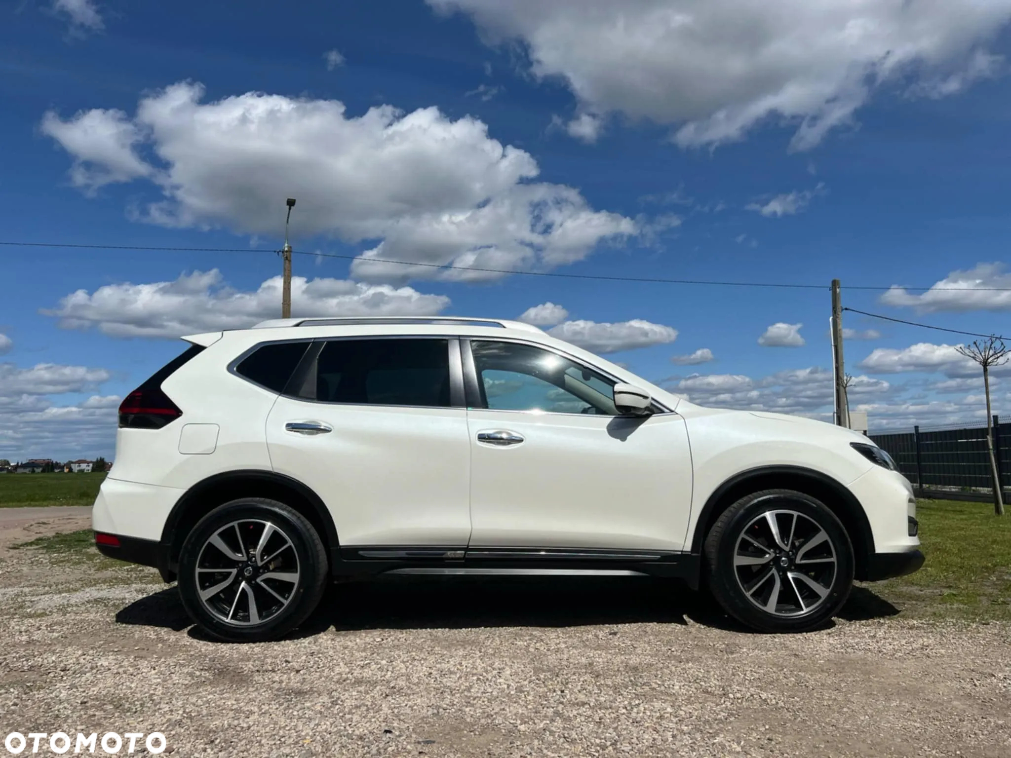 Nissan Rogue - 7