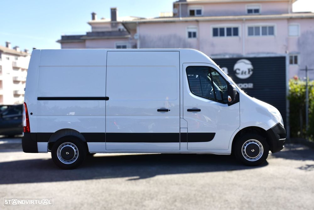 Renault Master 2.3 dCi L2H2 3.5T - 2