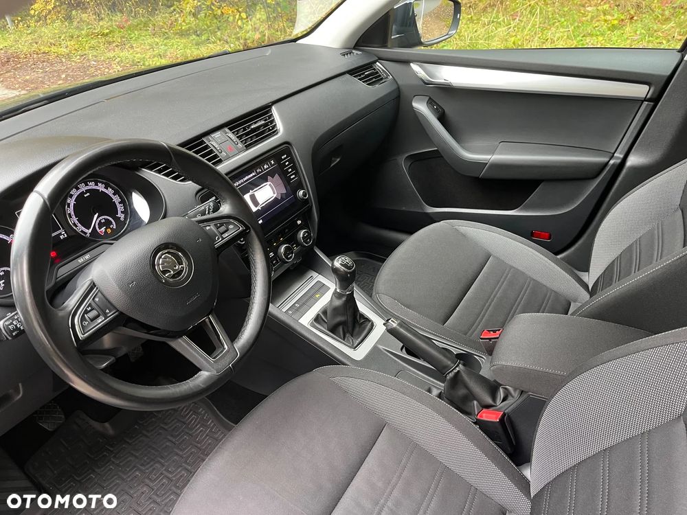 Skoda Octavia 1.4 TSI Ambition - 17