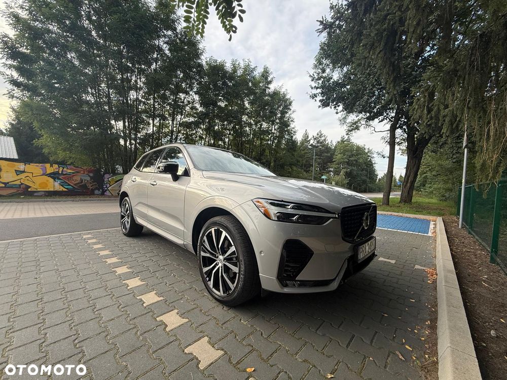 Volvo XC 60 B5 B AWD Plus Dark - 8