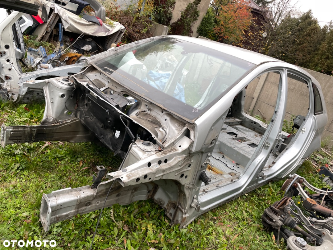 Mercedes B 245 błotnik tylny pas tył dupa wanna ćwiartka prog słupek - 2