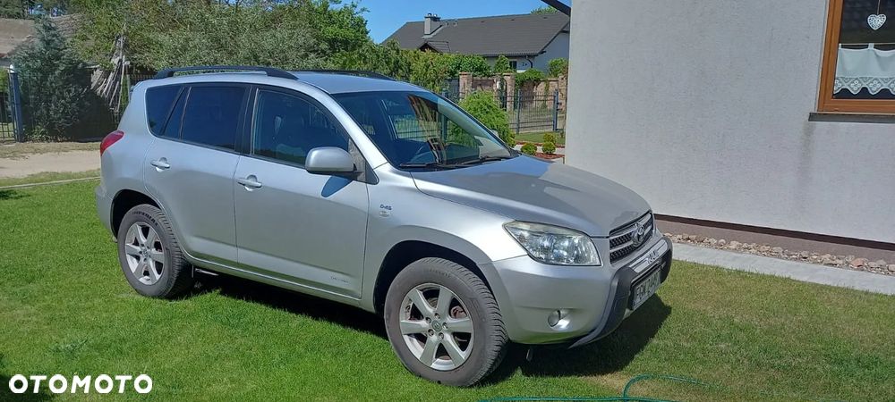 Toyota RAV4 - 2
