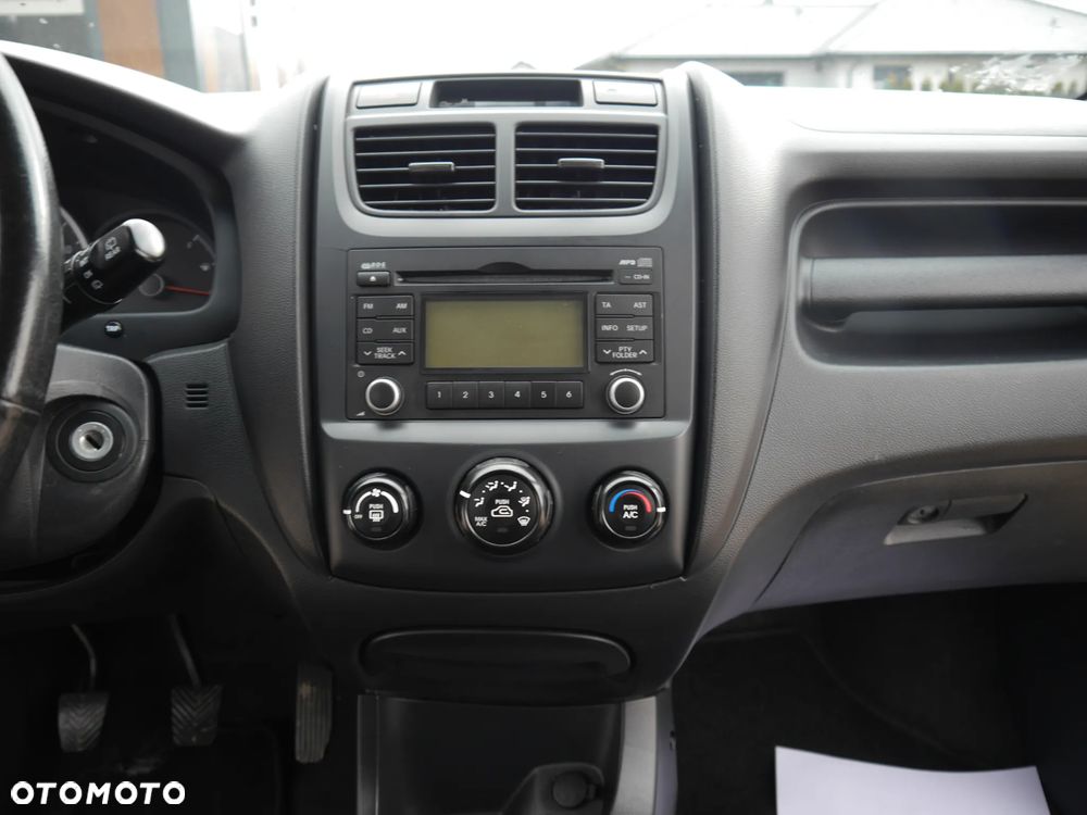Kia Sportage 2.0 2WD Attract - 9