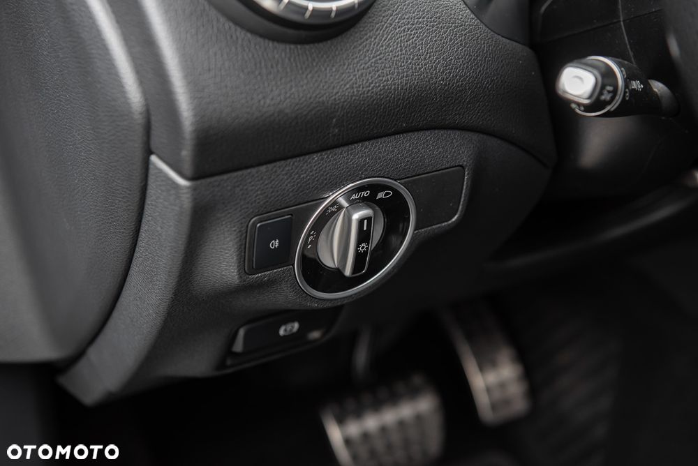 Mercedes-Benz CLA AMG 45 4Matic AMG Sp.sh 7G-DCT - 23