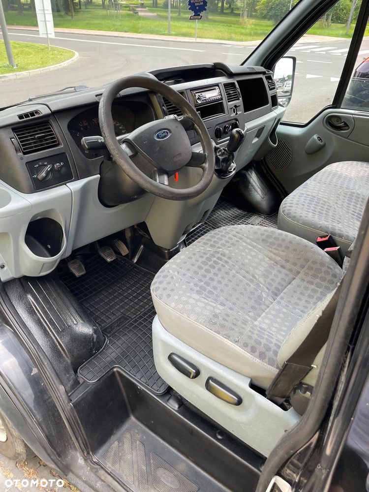 Ford Transit - 10