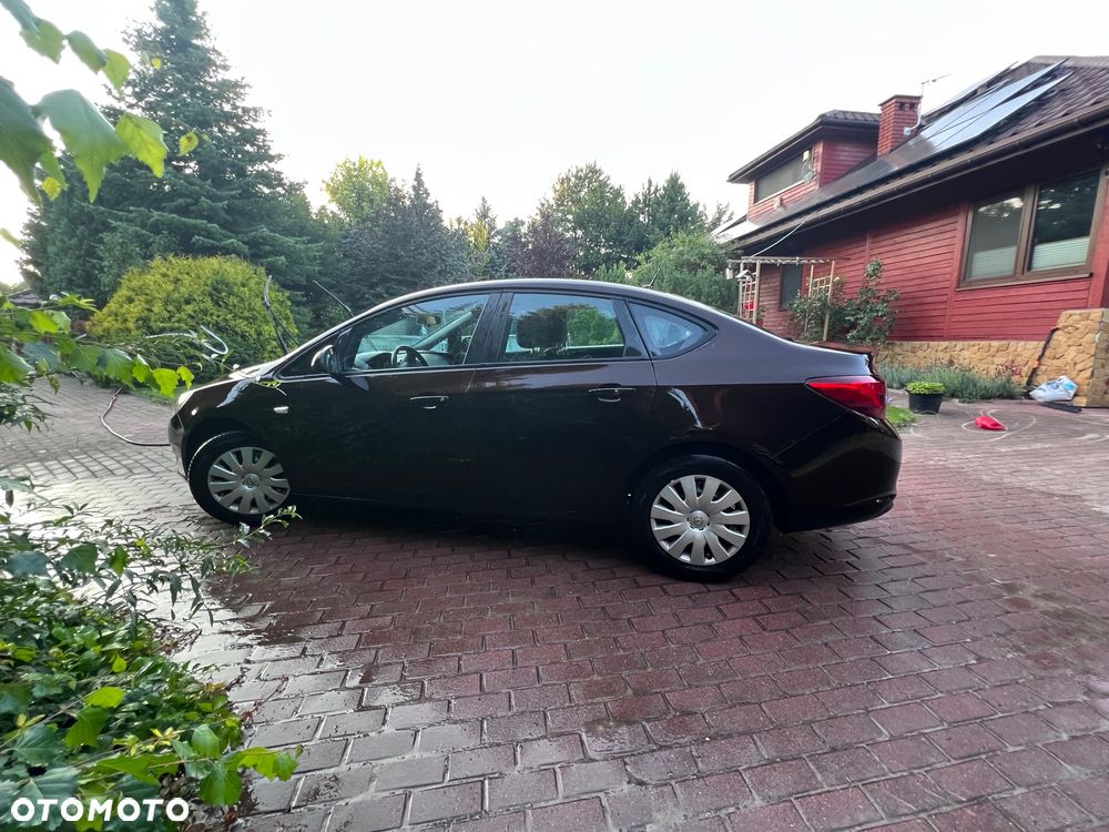 Opel Astra - 9