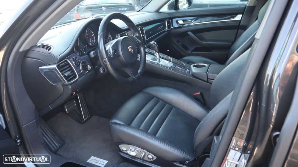 Porsche Panamera Platinum Edition - 12