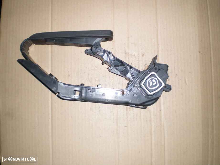Pedal A2033000704 MERCEDES W203 2006 - 1