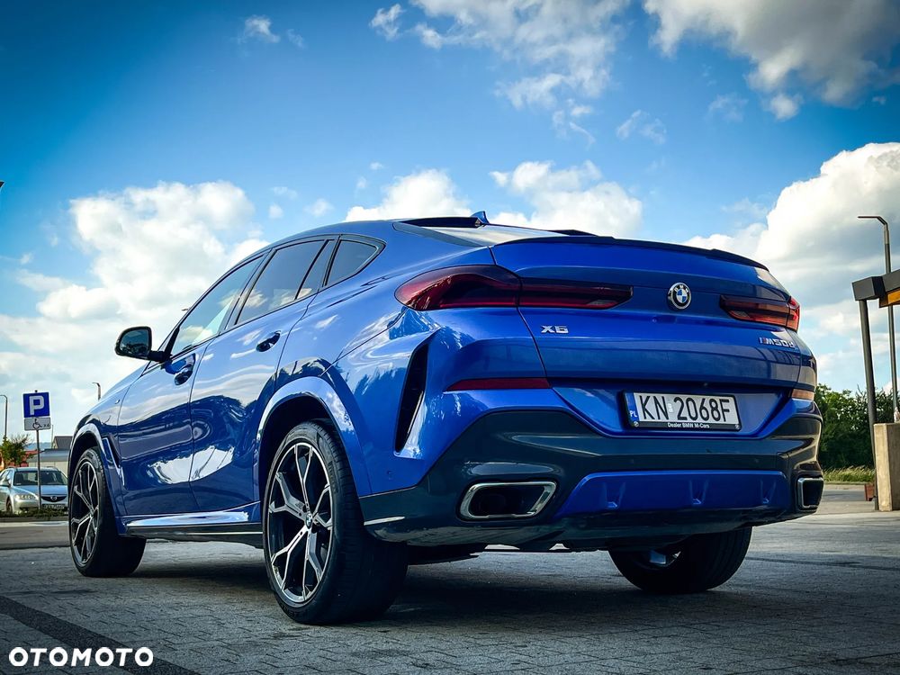 BMW X6 xDrive40d mHEV - 12
