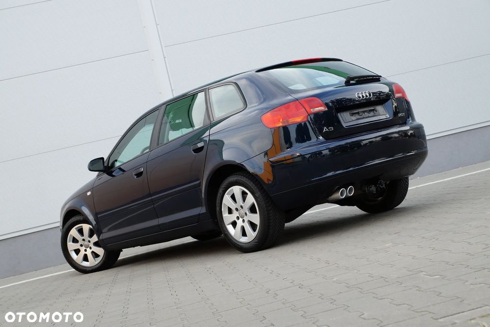 Audi A3 Sportback 2.0 TFSI Attraction - 5