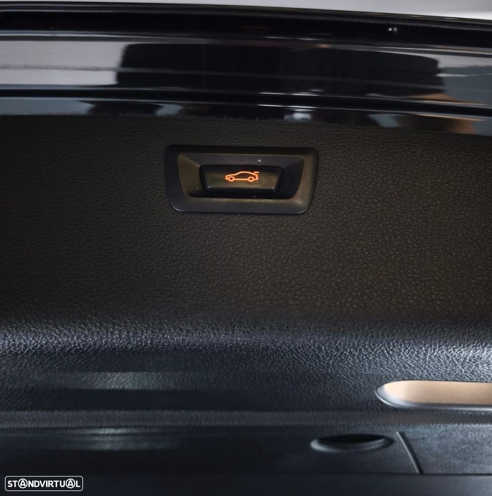 BMW 320 d Touring xDrive Pack M Auto - 17