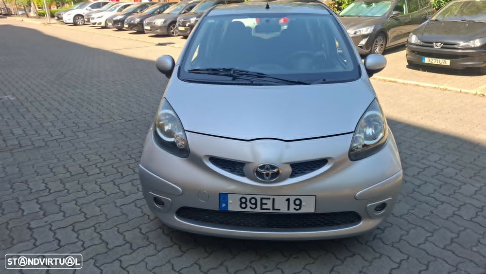 Toyota Aygo 1.0 + AC - 3