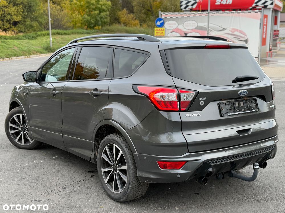 Ford Kuga 1.5 EcoBoost FWD ST-Line - 11
