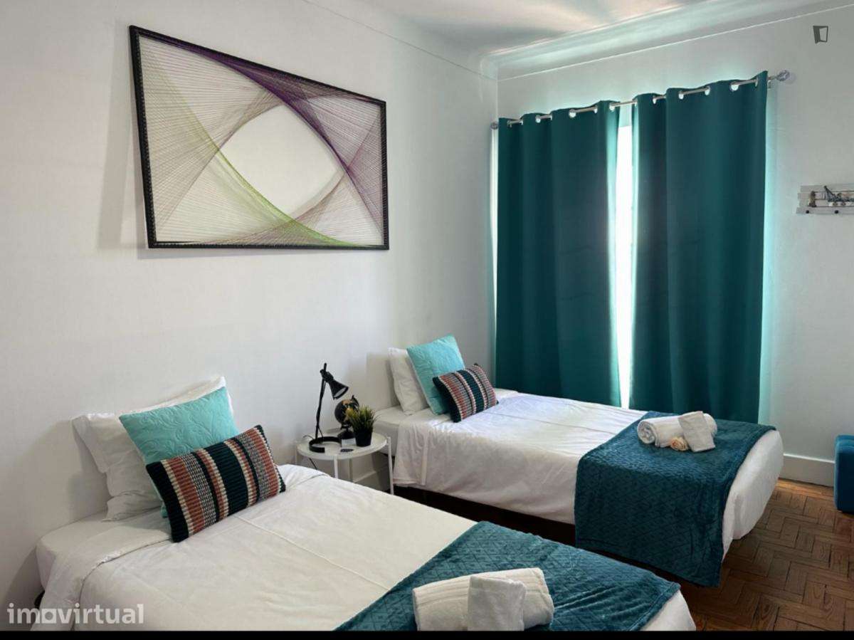 Quarto - localizado em Setubal - Grande imagem: 3/6