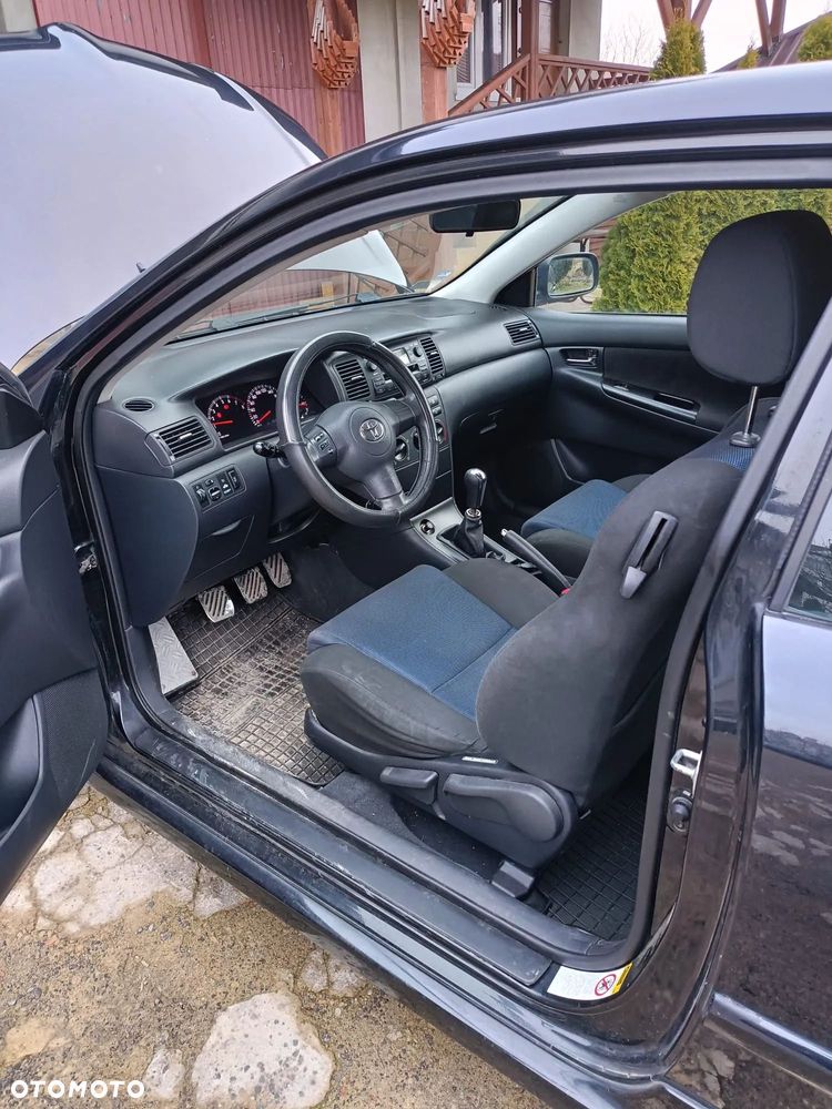 Toyota Corolla 1.6 VVT-i Dynamic - 10