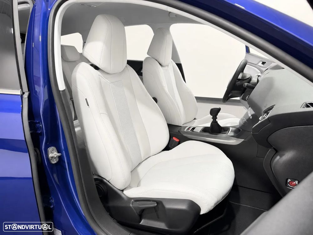 Peugeot 308 SW 1.5 BlueHDi Allure - 36