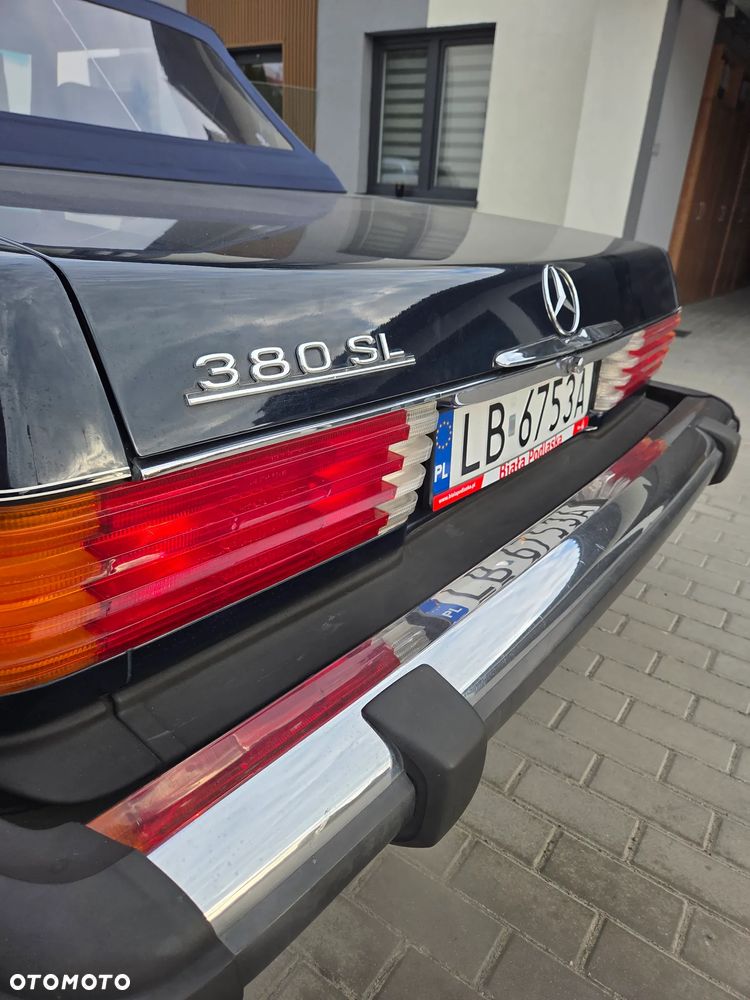 Mercedes-Benz SL - 9