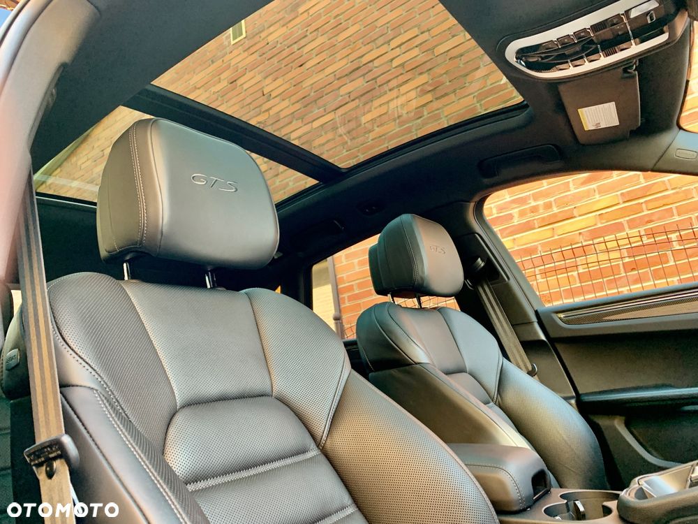 Porsche Macan GTS PDK - 18