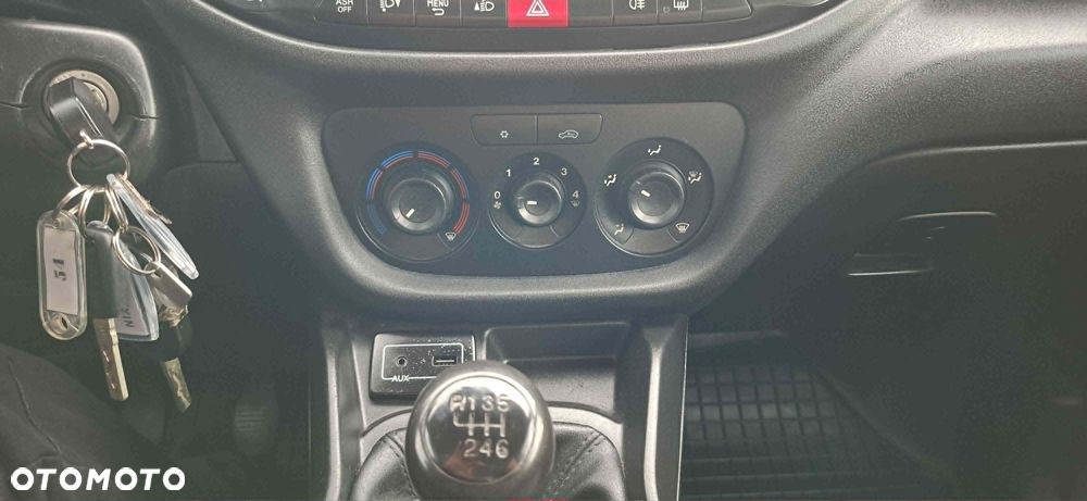 Fiat DOBLO - 13