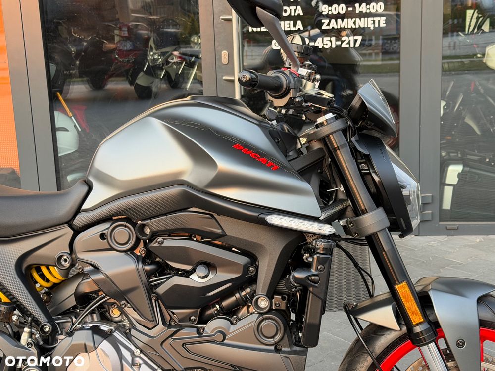 Ducati Monster - 8