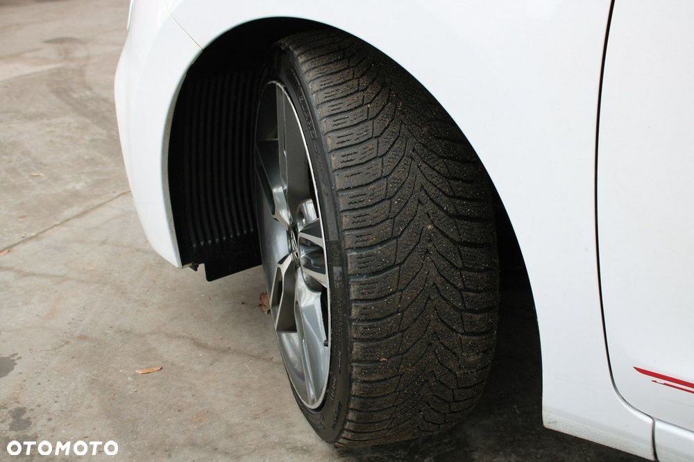 Hyundai i30 1.6 GDI Turbo Sport - 32