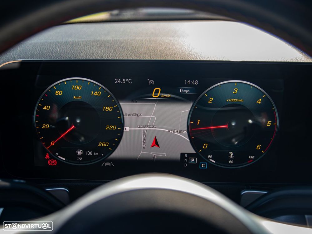 Mercedes-Benz GLB 180 d AMG Line - 30