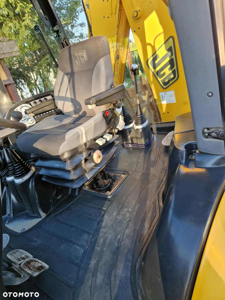 JCB 4CX - 20