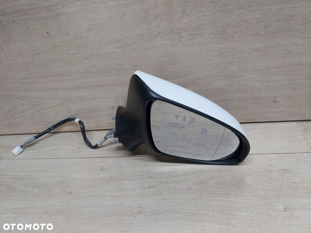 Toyota Avensis T27 II Lift 15 - 18r lusterko prawe obudowa 7 pin 040 - 3