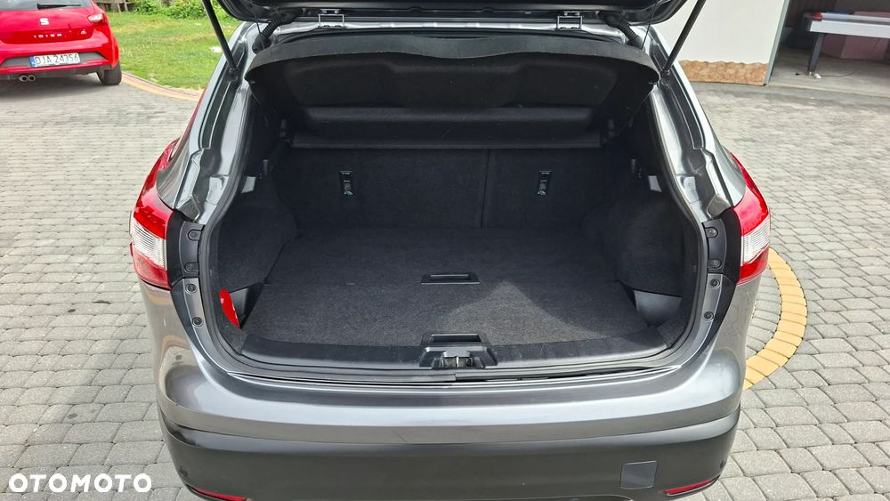 Nissan Qashqai 1.2 DIG-T Xtronic 360 - 27