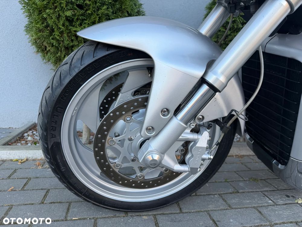 Suzuki VZ - 35