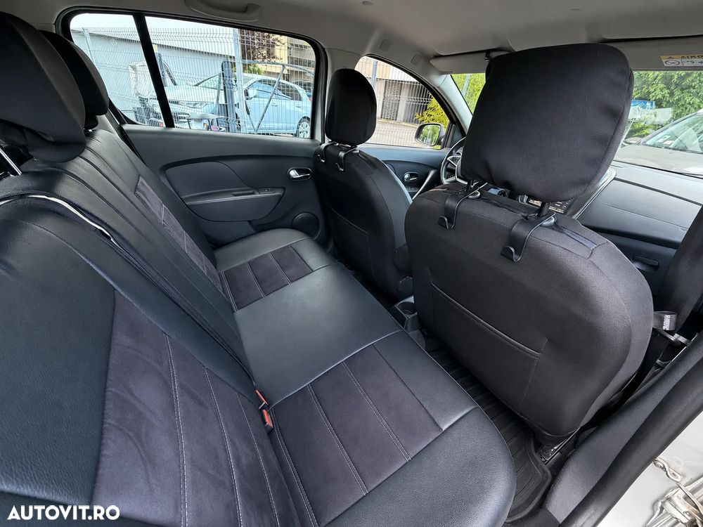Dacia Sandero 1.5 90CP Stepway - 9