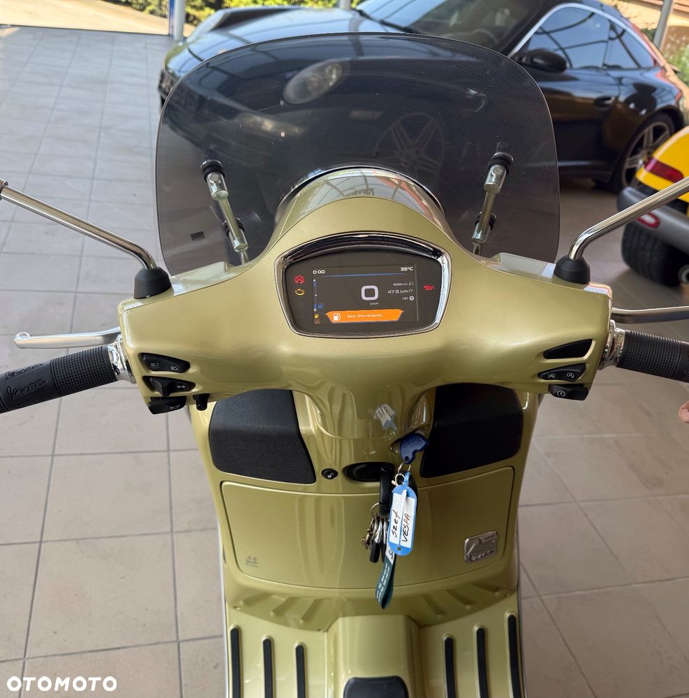 Vespa GTS - 6