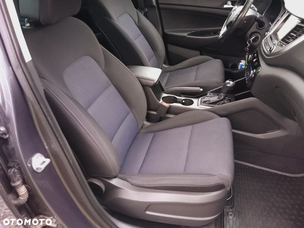 Hyundai Tucson 1.7 CRDI BlueDrive Style 2WD DCT - 33